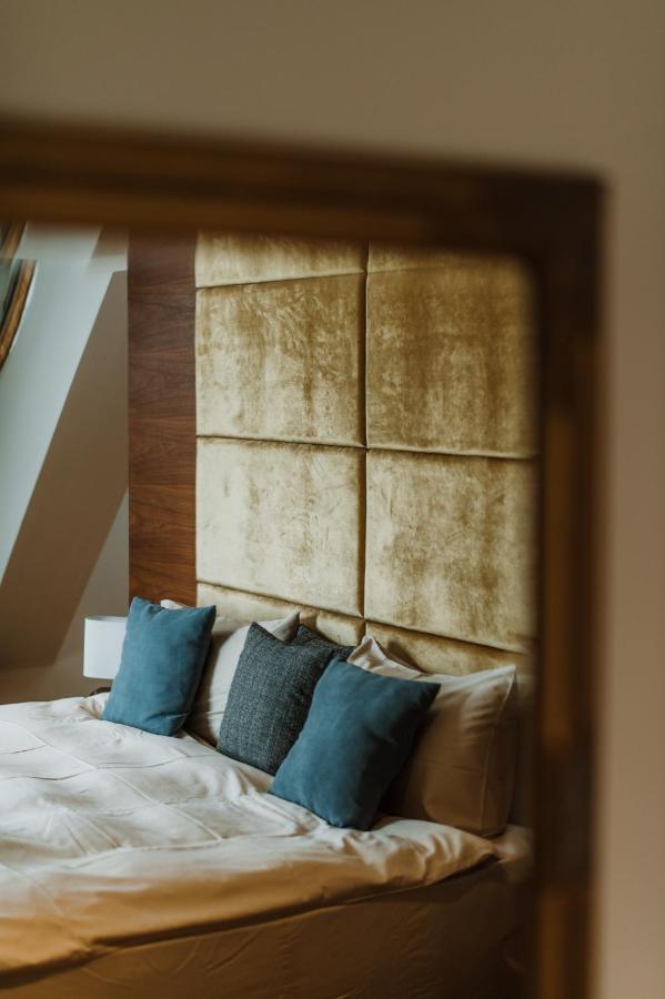 Hotel Nais Ниш Экстерьер фото