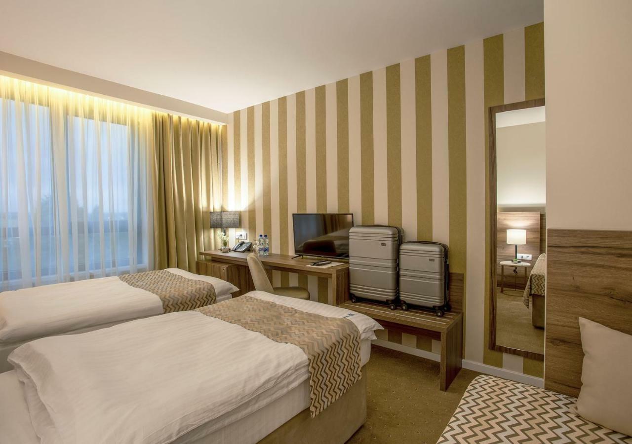 Hotel Nais Ниш Экстерьер фото