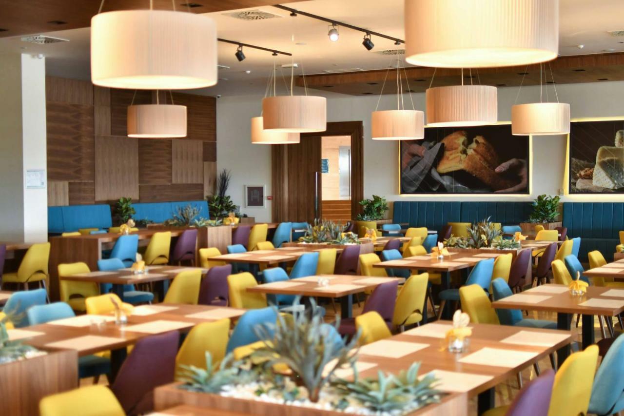 Hotel Nais Ниш Экстерьер фото