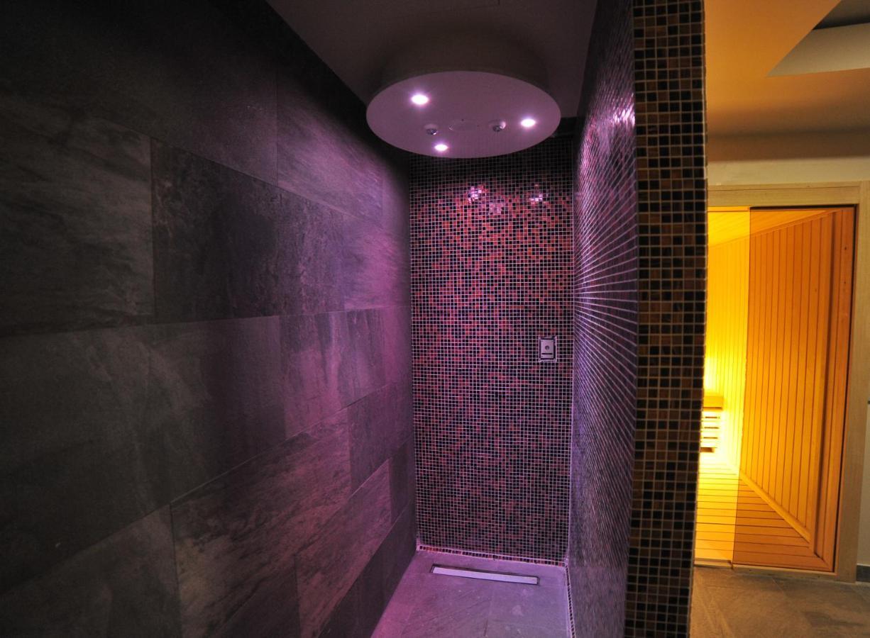 Hotel Nais Ниш Экстерьер фото
