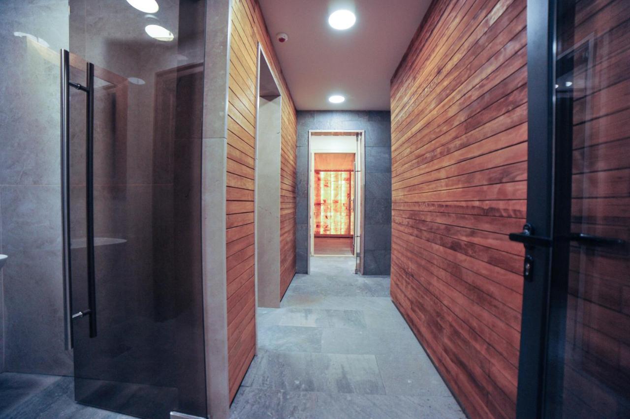 Hotel Nais Ниш Экстерьер фото